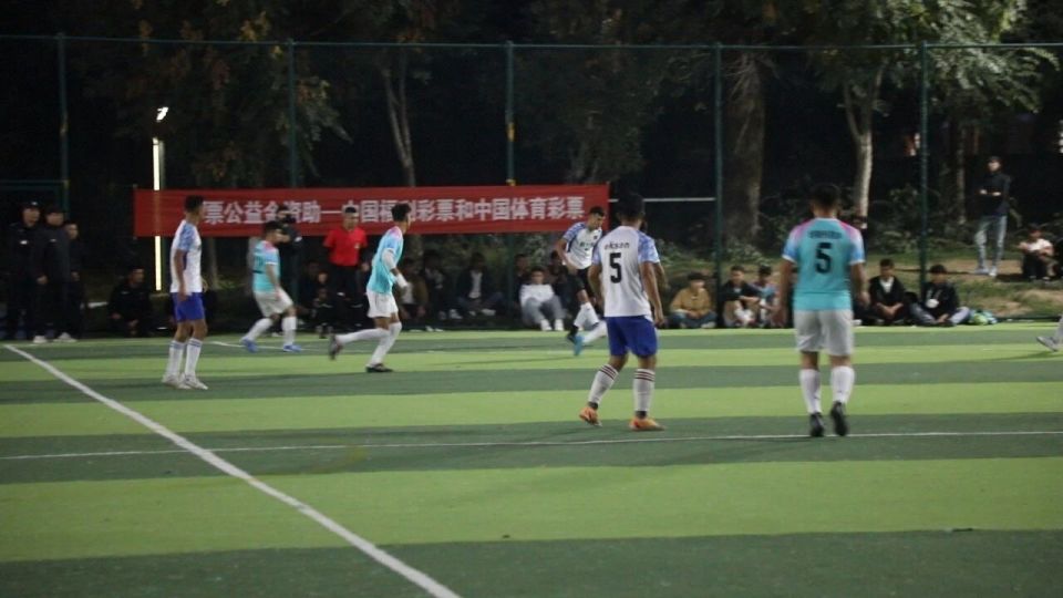 高了一个层